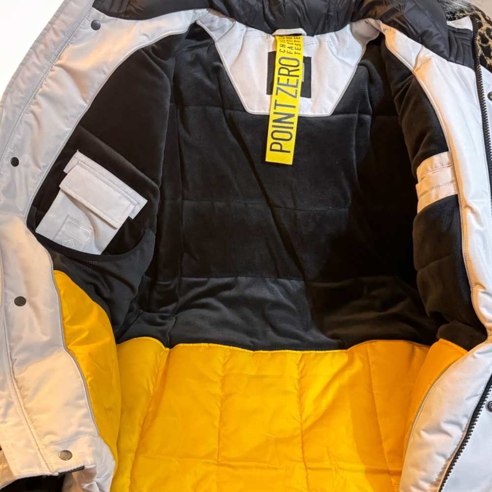 Men’s winter jacket - Picture 3 of 3